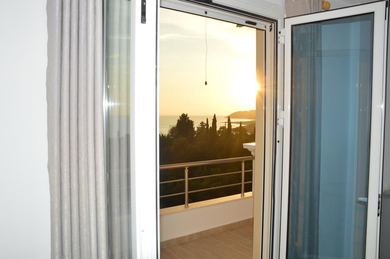 Mihalis Apartments هيماري المظهر الخارجي الصورة